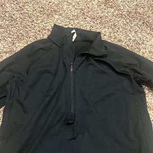 Under armour size XL in women’s cold gear jacket
